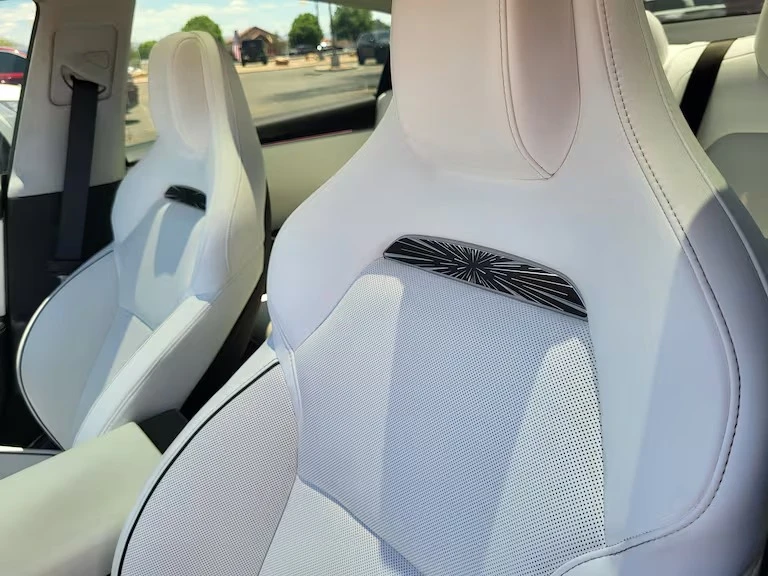 2024 Tesla Model 3 Performance - Image 11 of 16