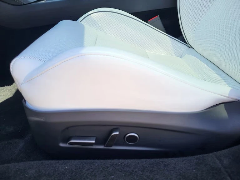 2024 Tesla Model 3 Performance - Image 10 of 16
