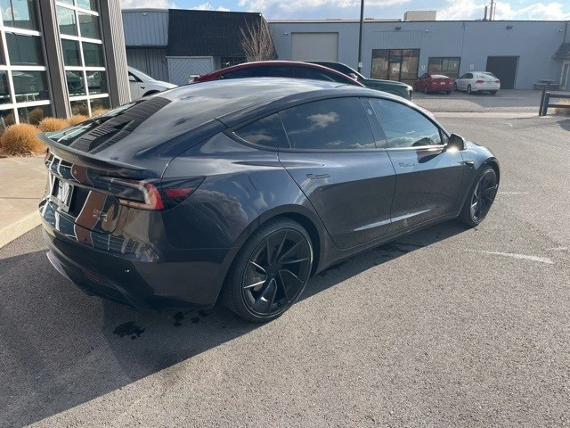 2024 Tesla Model 3 Performance - Image 7 of 21