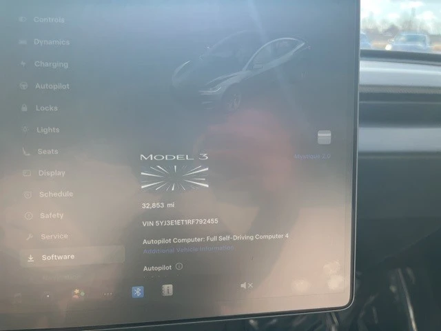 2024 Tesla Model 3 Performance - Image 14 of 21
