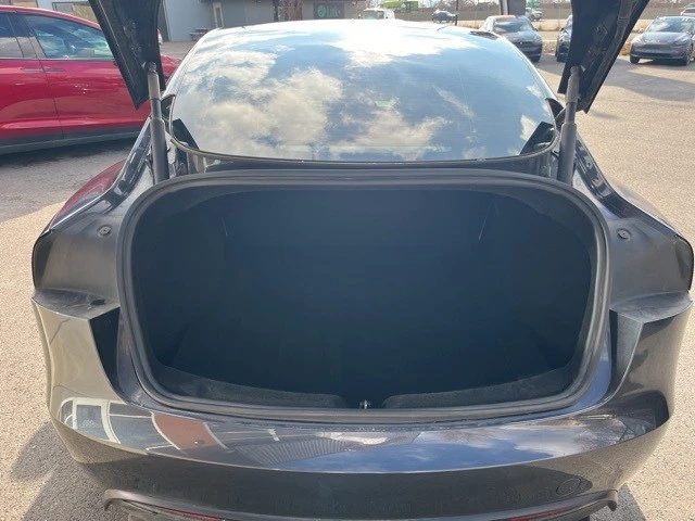 2024 Tesla Model 3 Performance - Image 18 of 21