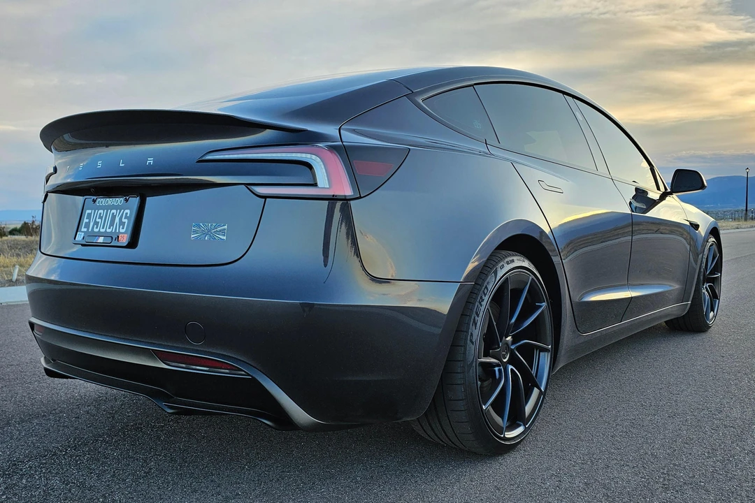 2024 Tesla Model 3 Performance - Image 4 of 31