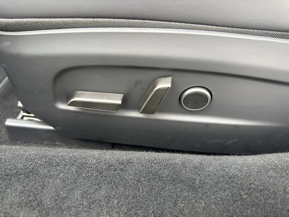 2024 Tesla Model 3 Performance - Image 10 of 12