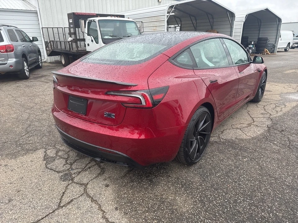 2024 Tesla Model 3 Performance - Image 3 of 6