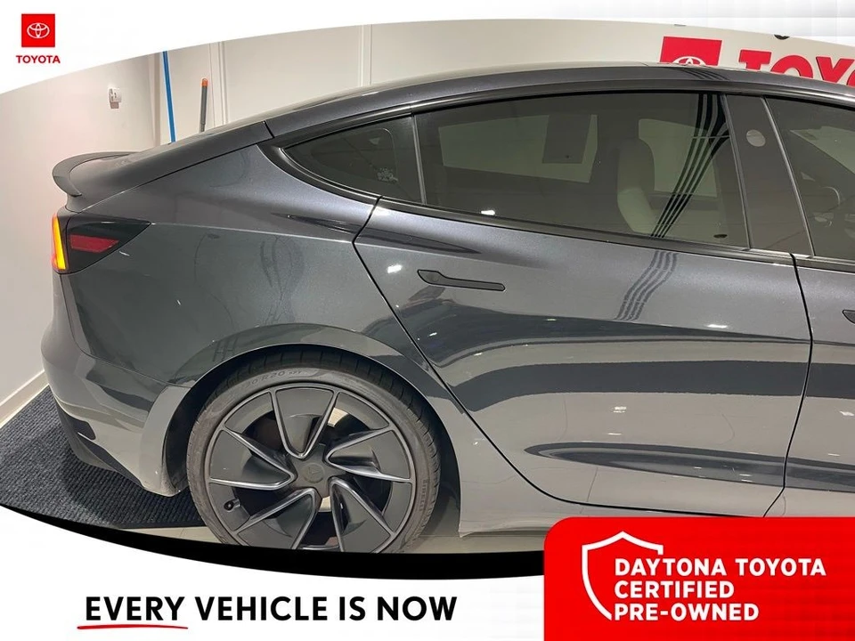 2024 Tesla Model 3 Performance - Image 9 of 10