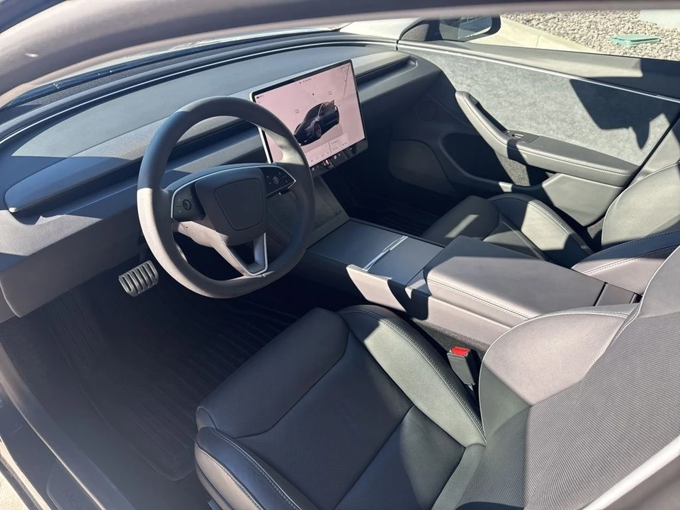 2024 Tesla Model 3 Performance - Image 12 of 21