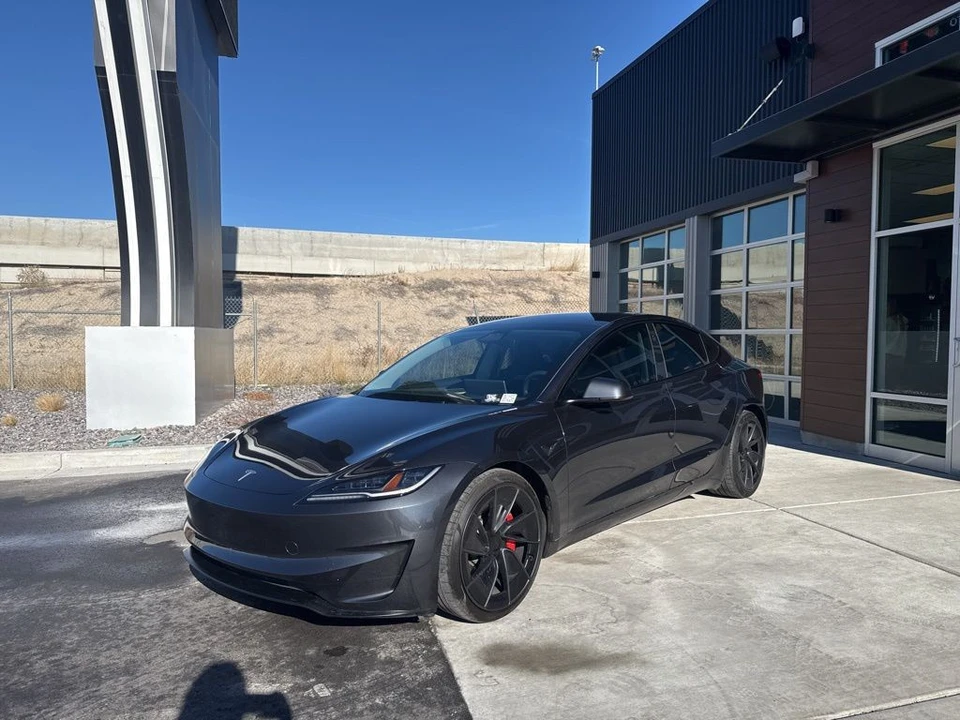 2024 Tesla Model 3 Performance - Image 4 of 21