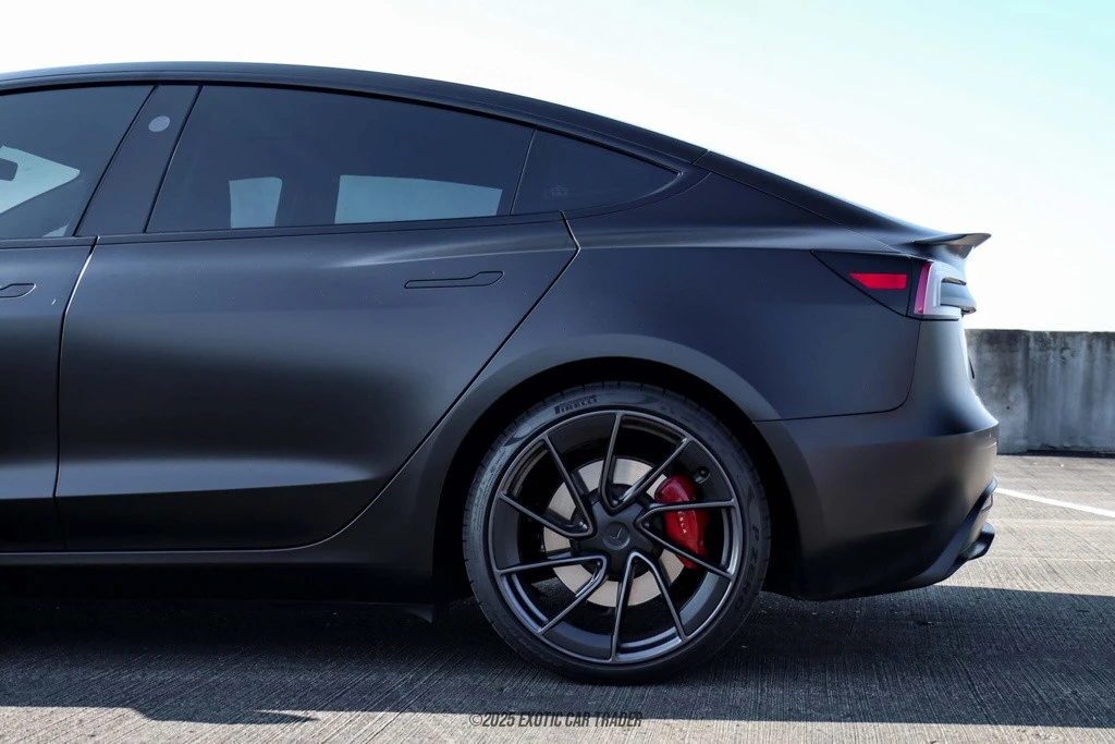 2024 Tesla Model 3 Performance - Image 5 of 12