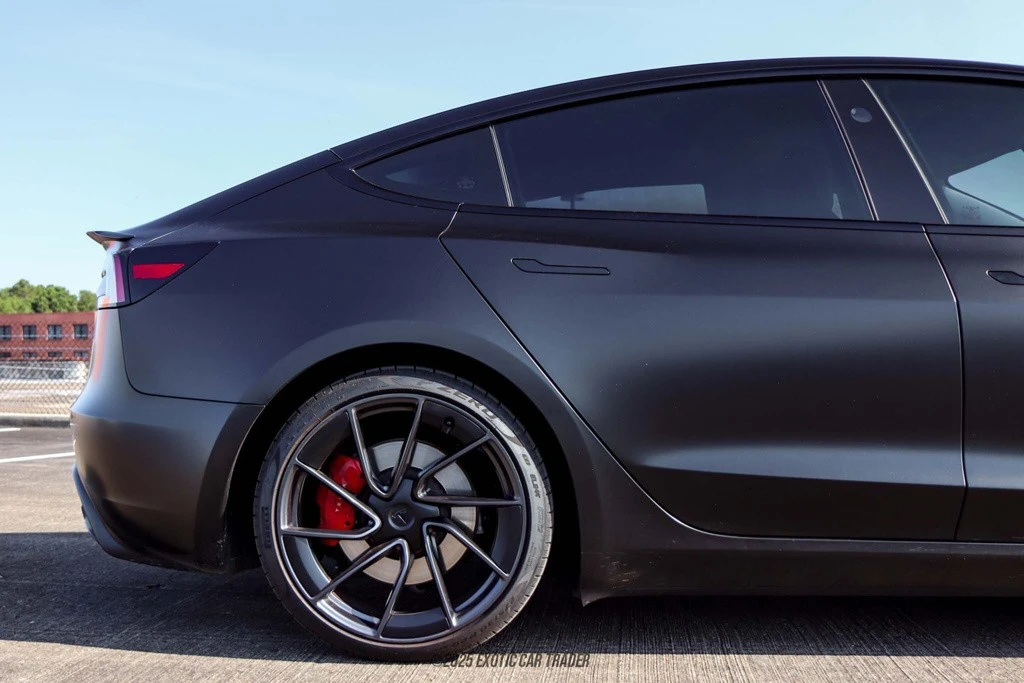 2024 Tesla Model 3 Performance - Image 10 of 12