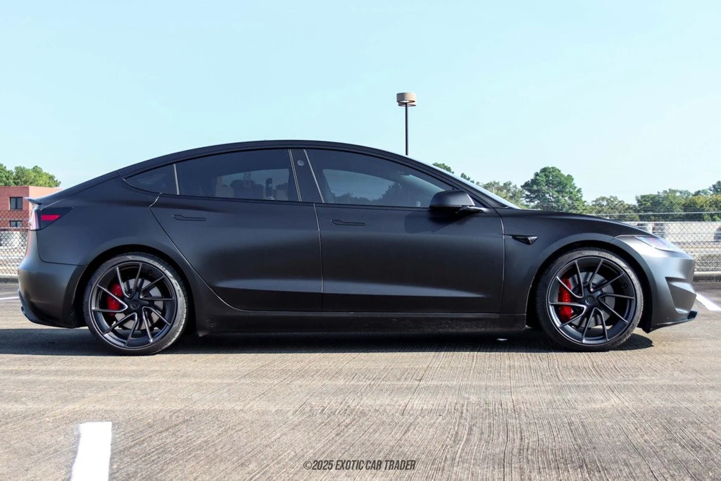 2024 Tesla Model 3 Performance - Image 9 of 12