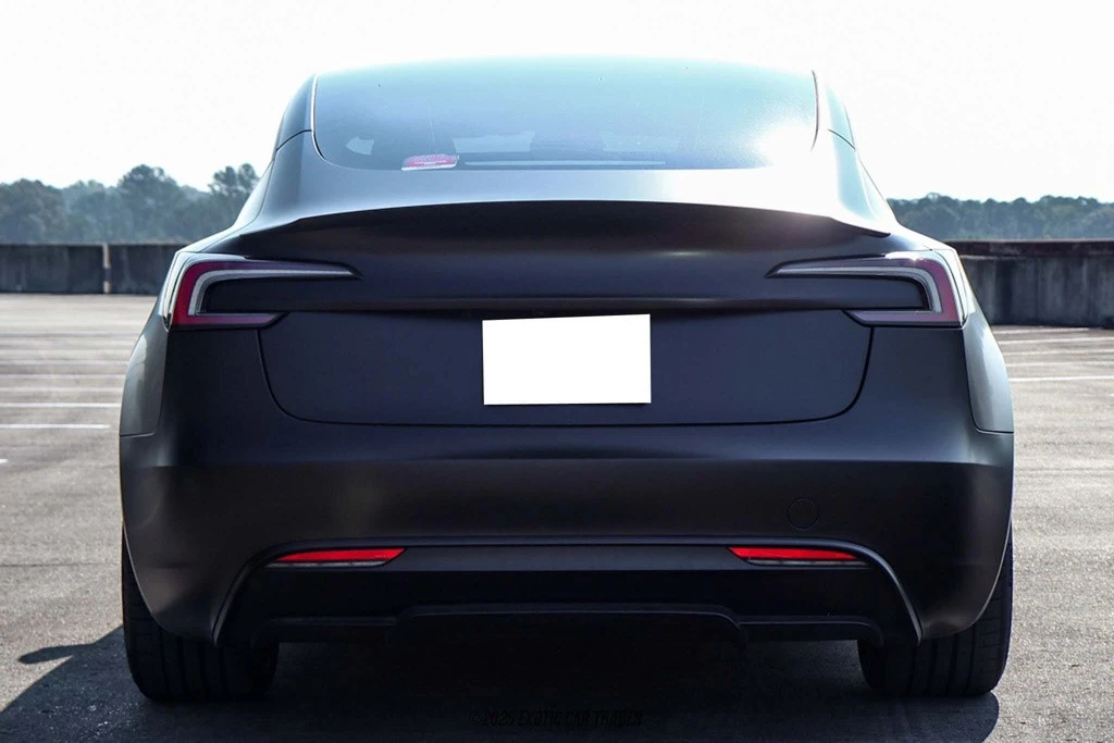 2024 Tesla Model 3 Performance - Image 7 of 12