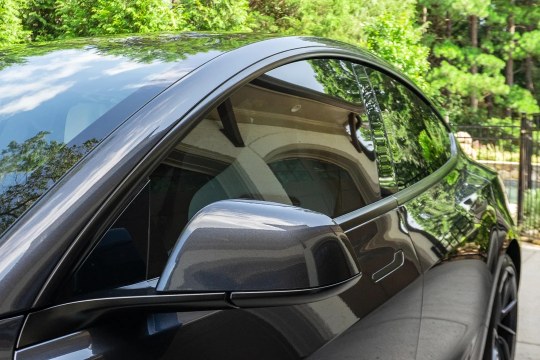 2024 Tesla Model 3 Performance - Image 19 of 31
