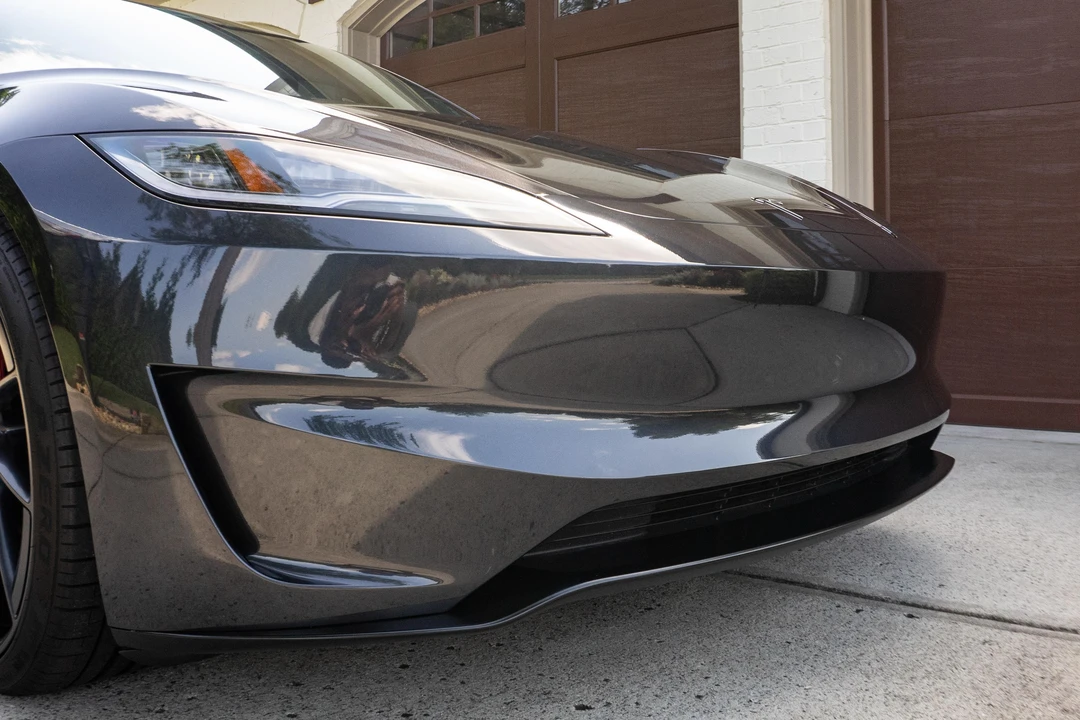 2024 Tesla Model 3 Performance - Image 10 of 31