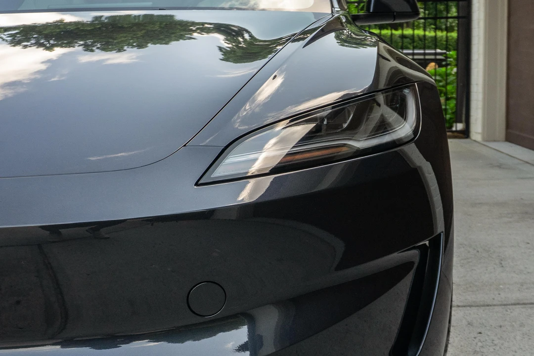 2024 Tesla Model 3 Performance - Image 12 of 31