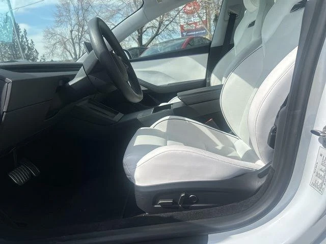 2024 Tesla Model 3 Performance - Image 11 of 23