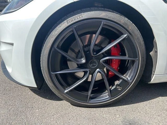 2024 Tesla Model 3 Performance - Image 21 of 23