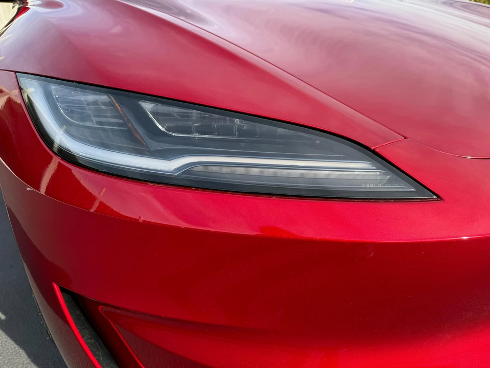 2024 Tesla Model 3 Performance - Image 10 of 31