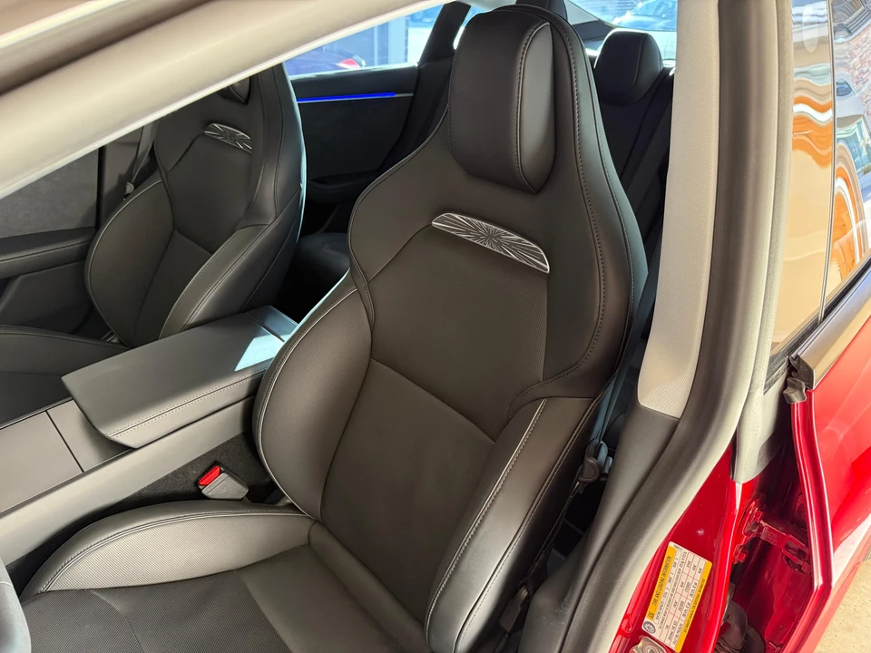 2024 Tesla Model 3 Performance - Image 24 of 31