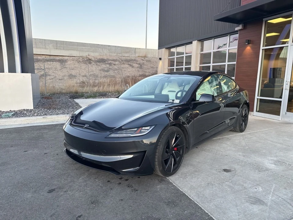 2024 Tesla Model 3 Performance - Image 3 of 21