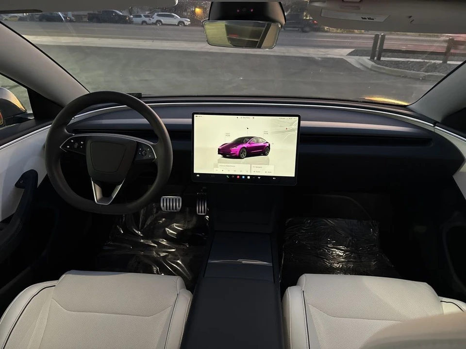 2024 Tesla Model 3 Performance - Image 20 of 21