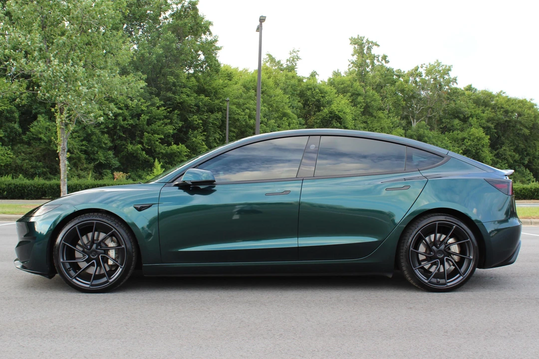 2024 Tesla Model 3 Performance - Image 3 of 31