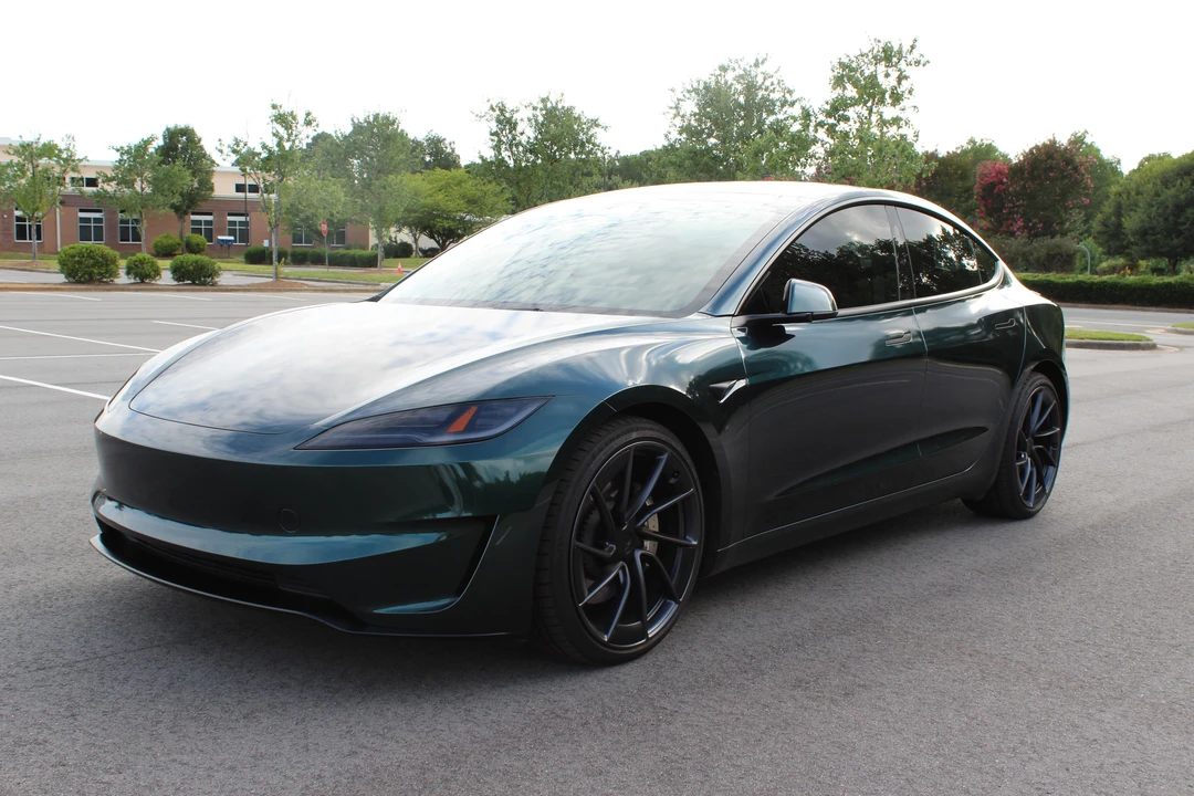 2024 Tesla Model 3 Performance - Image 9 of 31