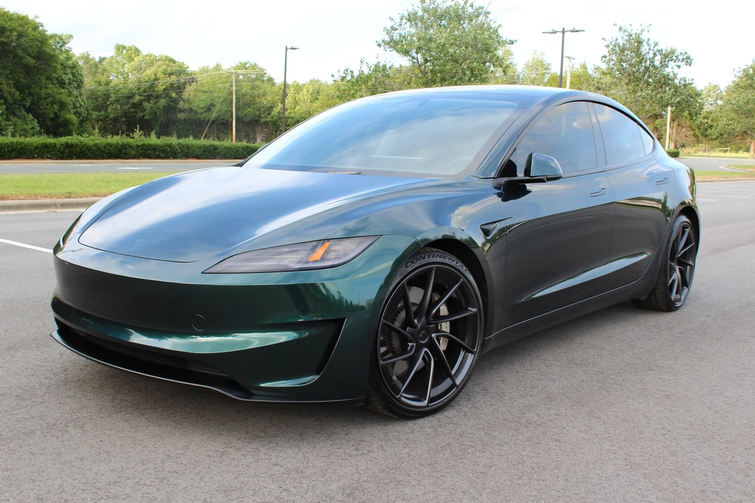 2024 Tesla Model 3 Performance - Image 8 of 31