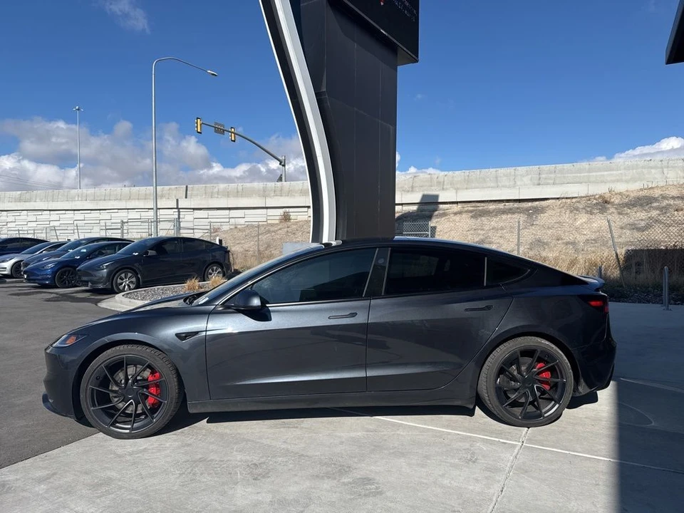 2024 Tesla Model 3 Performance - Image 5 of 21