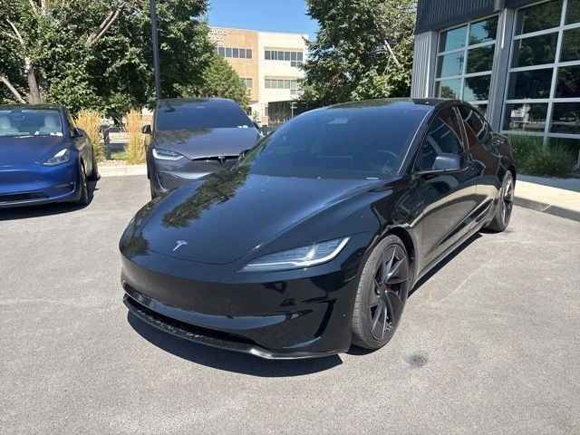 2024 Tesla Model 3 Performance - Image 4 of 21