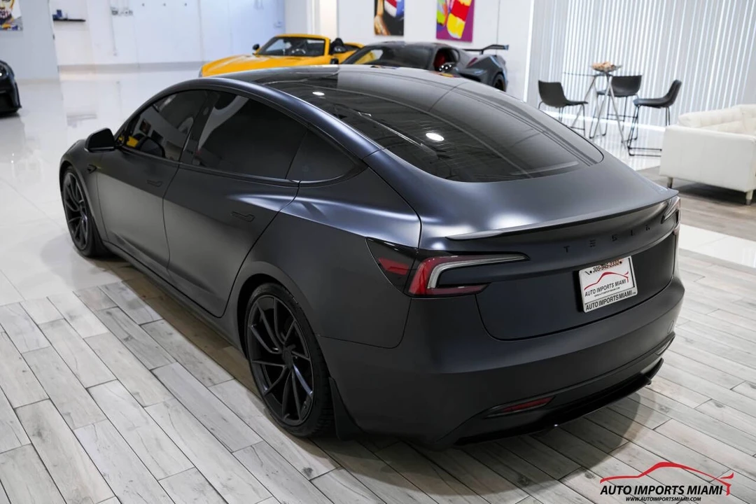 2024 Tesla Model 3 Performance - Image 16 of 21