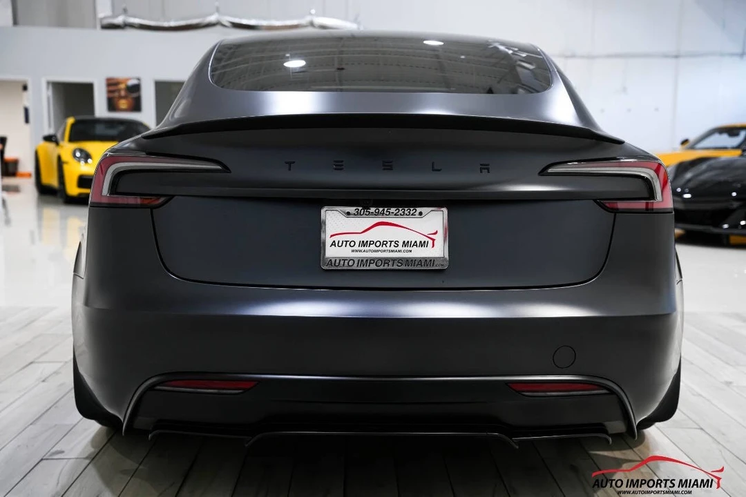 2024 Tesla Model 3 Performance - Image 19 of 21