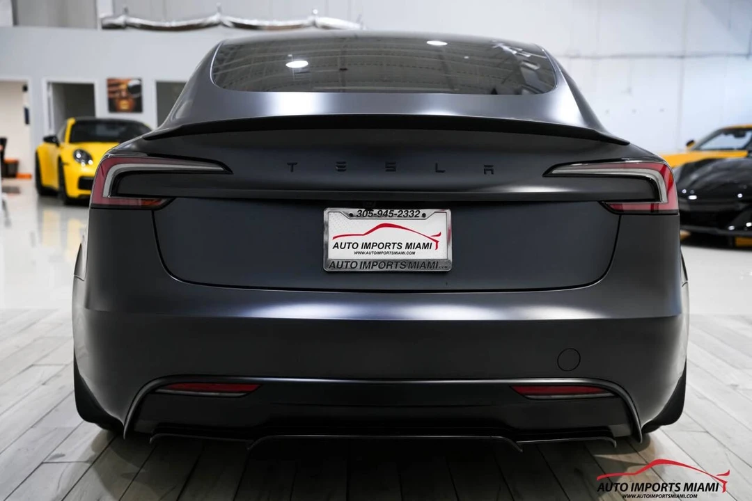 2024 Tesla Model 3 Performance - Image 19 of 21