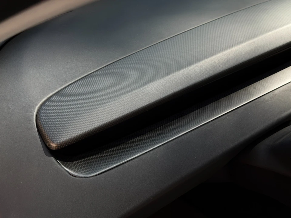 2024 Tesla Model 3 Performance - Image 8 of 28