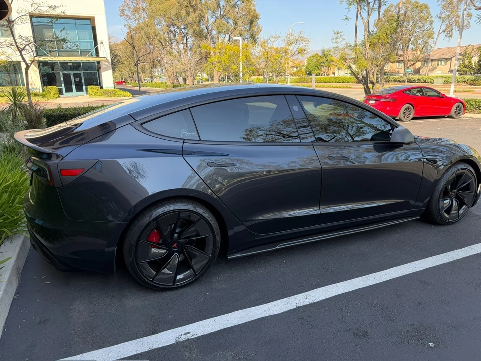 2024 Tesla Model 3 Performance - Image 22 of 28