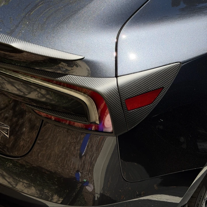 2024 Tesla Model 3 Performance - Image 27 of 28