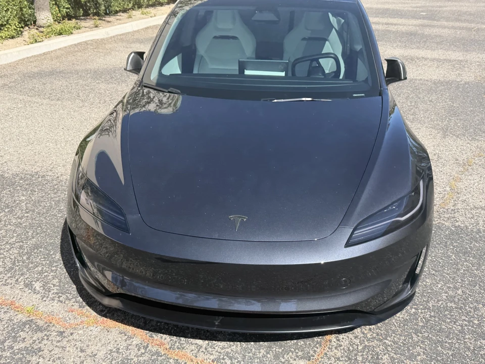 2024 Tesla Model 3 Performance - Image 2 of 28