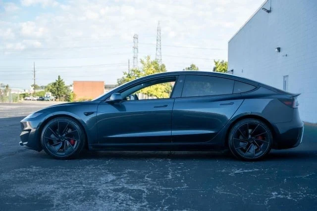 2024 Tesla Model 3 Performance - Image 13 of 19