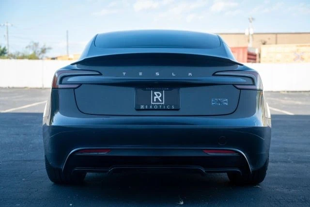 2024 Tesla Model 3 Performance - Image 11 of 19