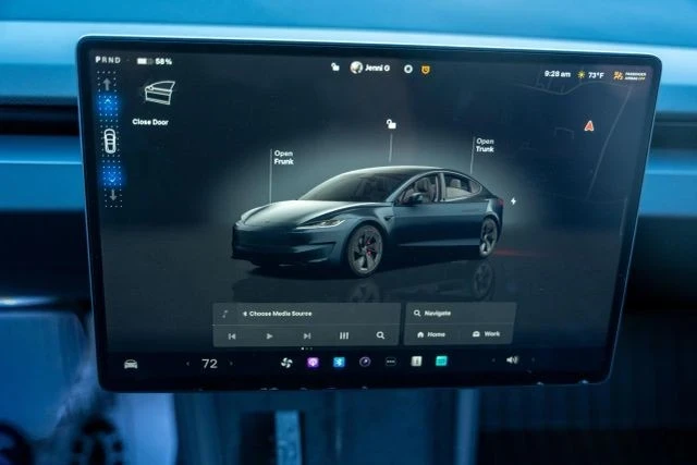 2024 Tesla Model 3 Performance - Image 18 of 19