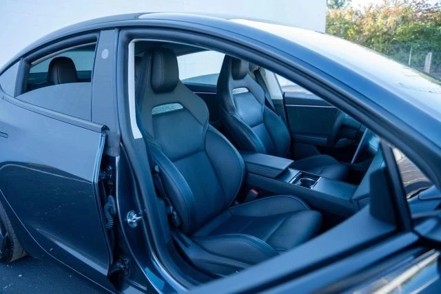 2024 Tesla Model 3 Performance - Image 3 of 19