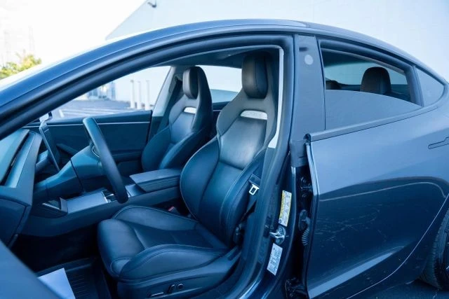 2024 Tesla Model 3 Performance - Image 2 of 19