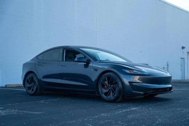 2024 Tesla Model 3 Performance - Image 8 of 19