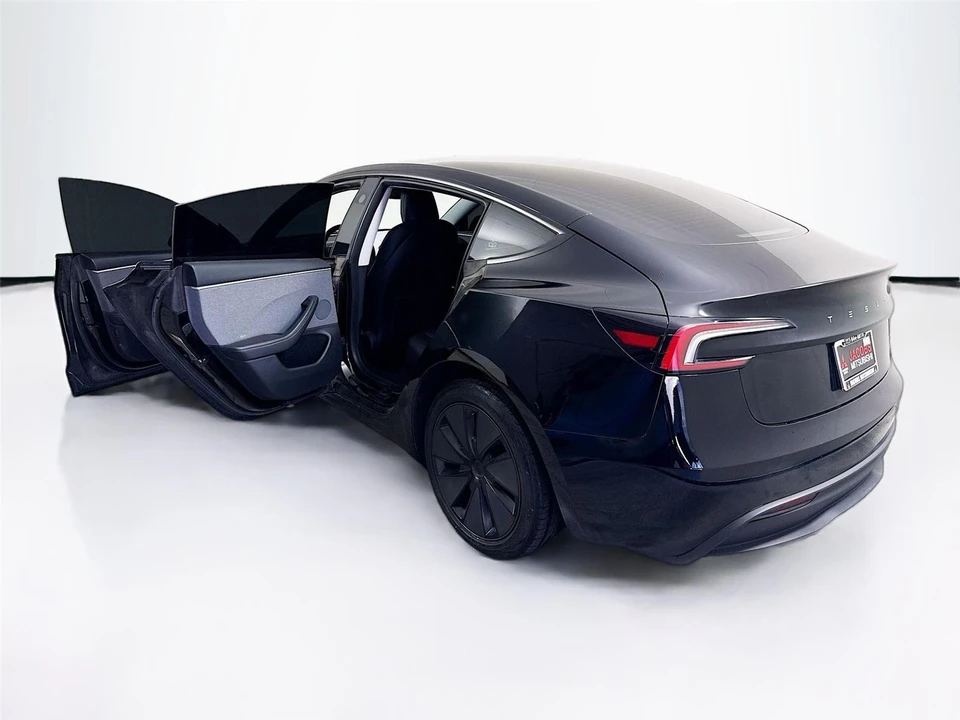 2024 Tesla Model S - Image 20 of 20