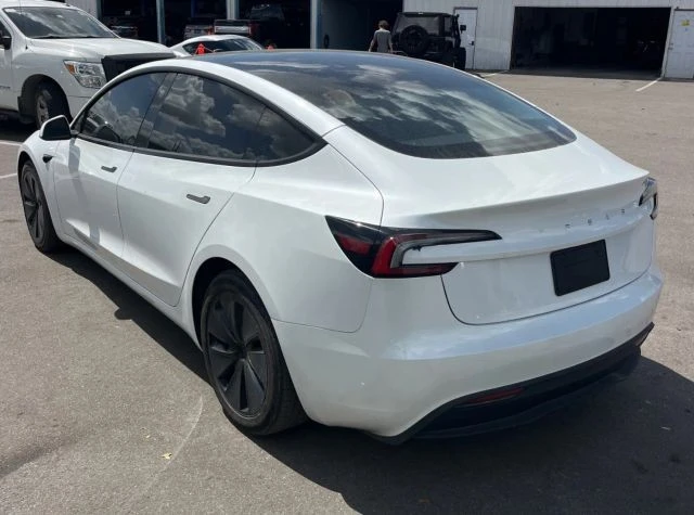 2024 Tesla Model 3 - Image 5 of 8