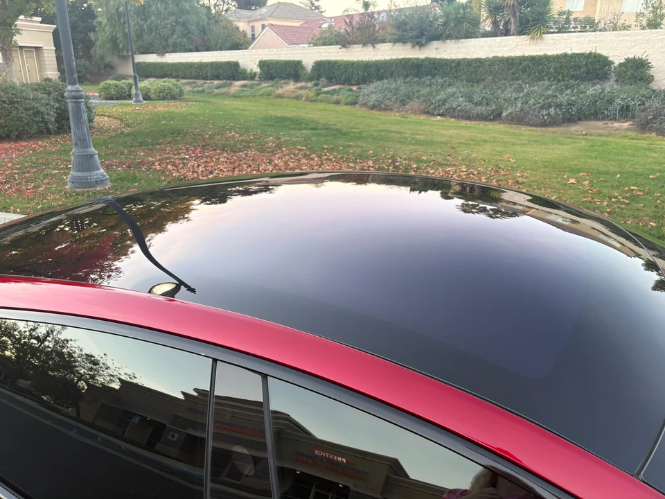 2024 Tesla Model S - Image 26 of 31
