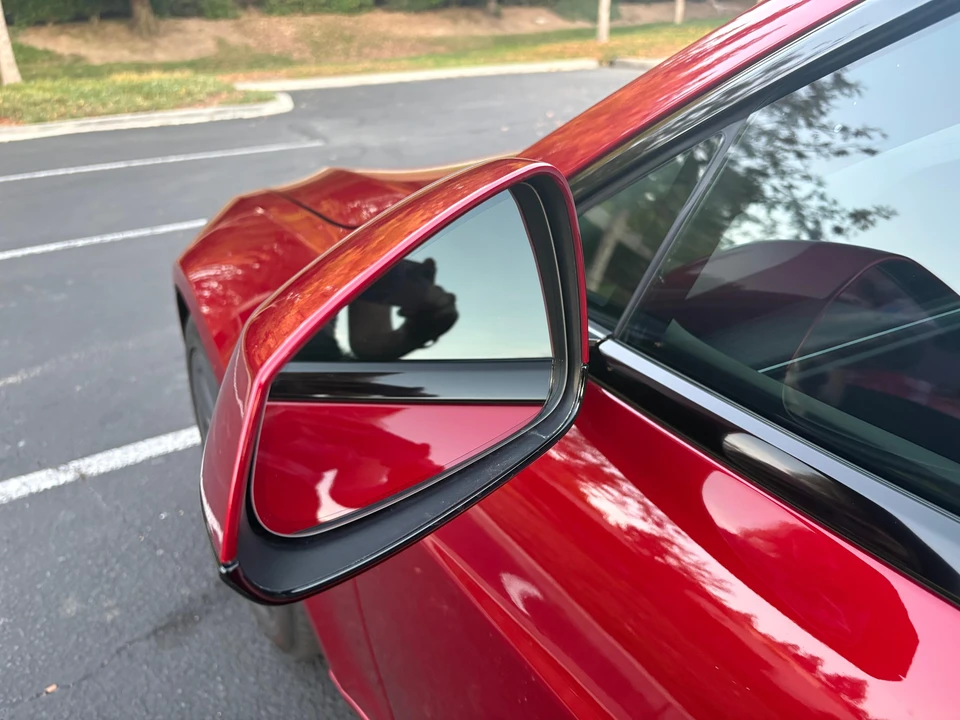 2024 Tesla Model S - Image 15 of 31