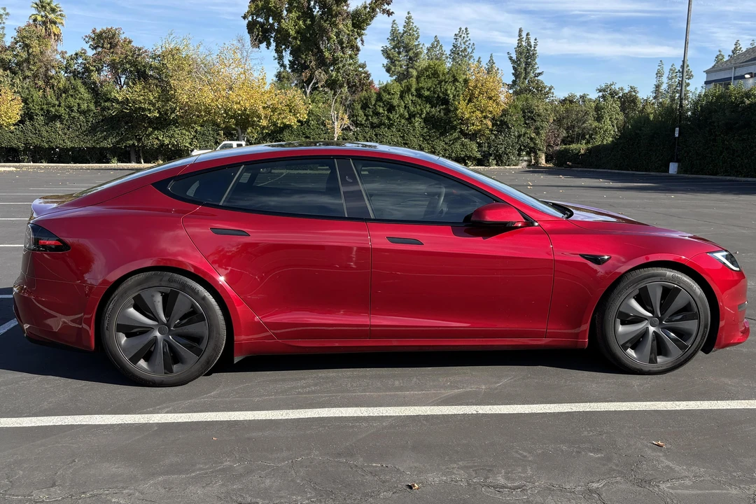 2024 Tesla Model S - Image 3 of 31