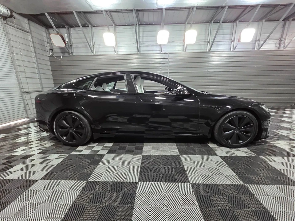 2024 Tesla Model S - Image 9 of 12