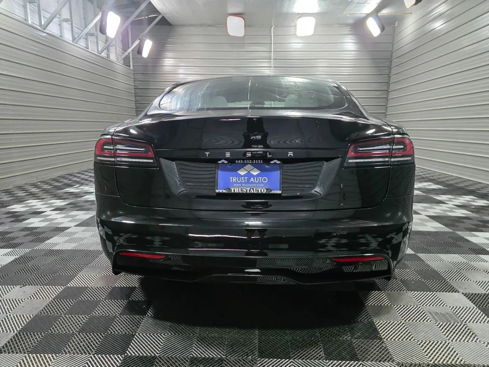 2024 Tesla Model S - Image 6 of 12