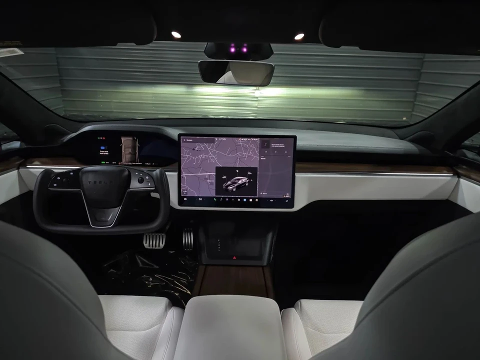 2024 Tesla Model S - Image 11 of 12